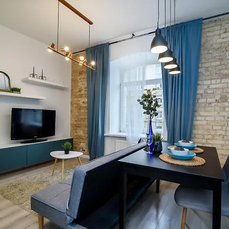 Apartment In Center